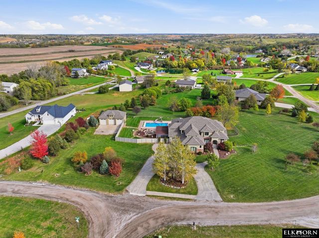 10996 Bobwhite Loop, Blair, NE 68008