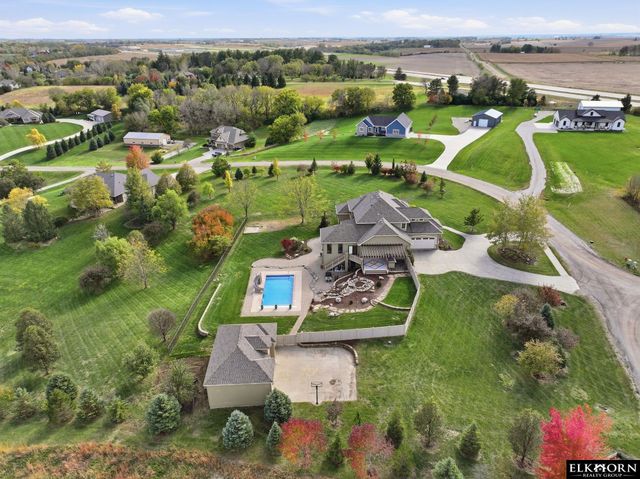 10996 Bobwhite Loop, Blair, NE 68008