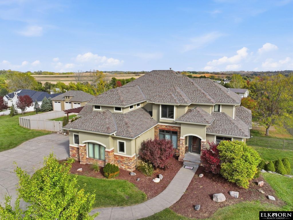 10996 Bobwhite Loop, Blair, NE 68008