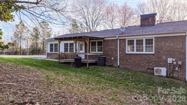 1629 NC 126 Road, Morganton, NC 28655