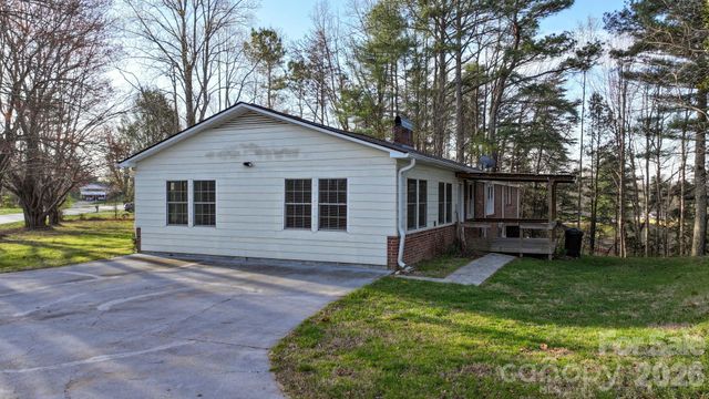1629 NC 126 Road, Morganton, NC 28655