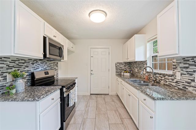 504 Burke Road, Pasadena, TX 77506