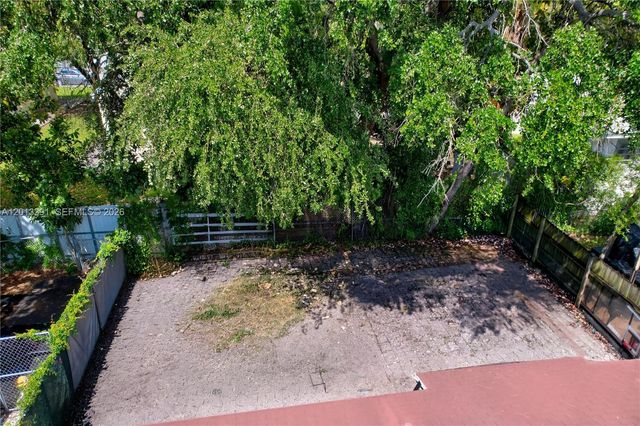 7628 NW 2nd Court, Miami, FL 33150