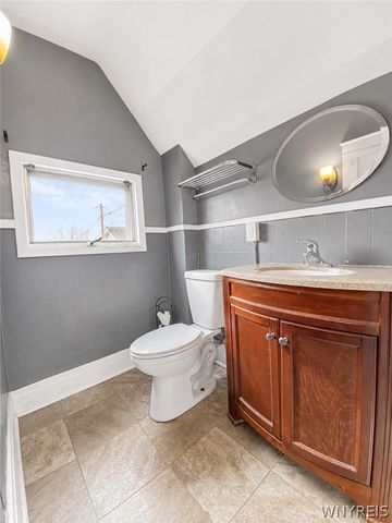 760 16th Street, Niagara Falls, NY 14301