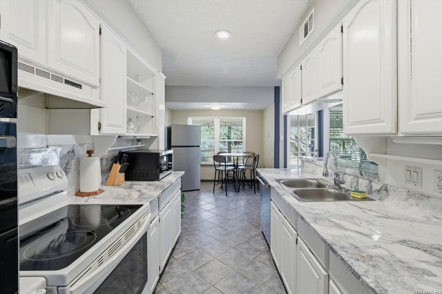 16407 Ledge Trail, San Antonio, TX 78232