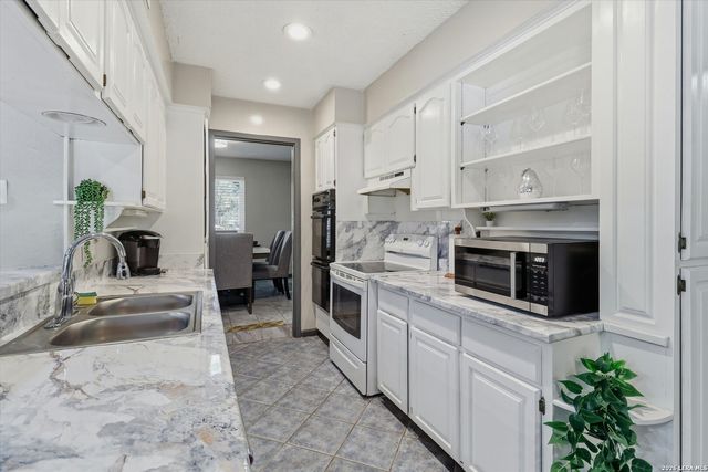 16407 Ledge Trail, San Antonio, TX 78232