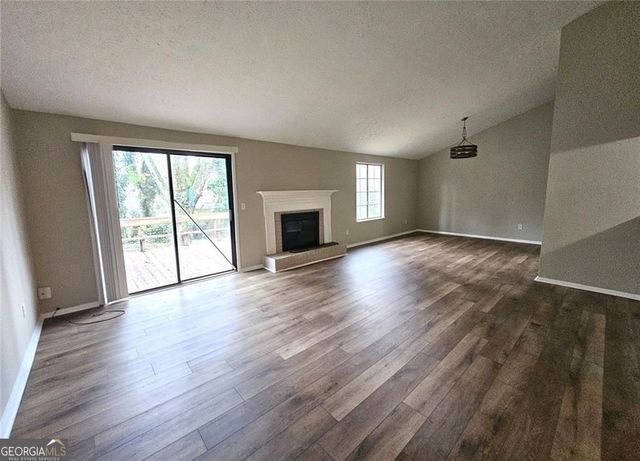 400 Sheringham Court, Roswell, GA 30076