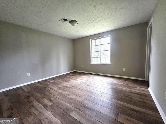 400 Sheringham Court, Roswell, GA 30076