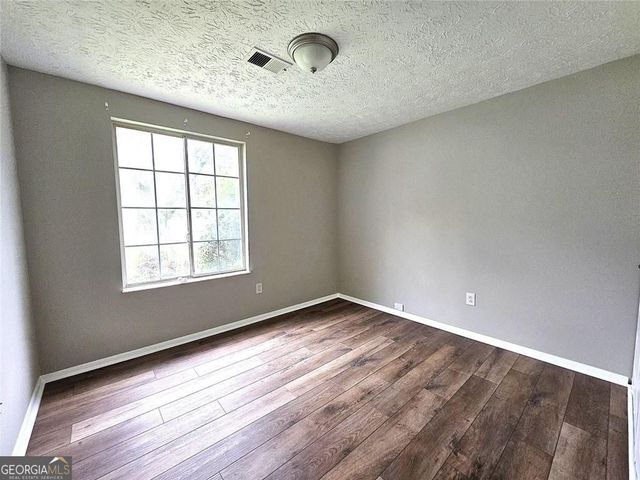 400 Sheringham Court, Roswell, GA 30076