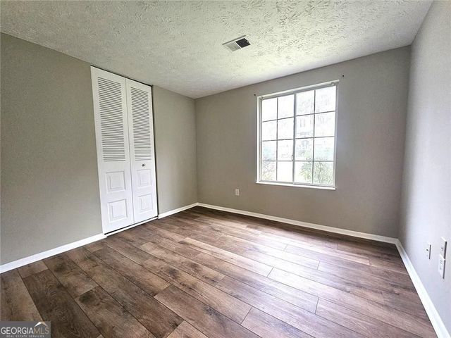 400 Sheringham Court, Roswell, GA 30076