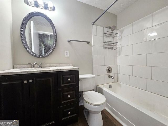 400 Sheringham Court, Roswell, GA 30076