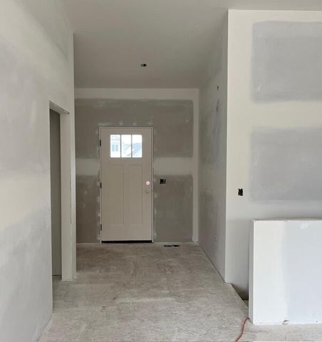 5816 Hillbrook Court, Belmont, MI 49306