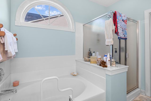 86 Wickham Court, Pawleys Island, SC 29585