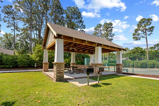 86 Wickham Court, Pawleys Island, SC 29585