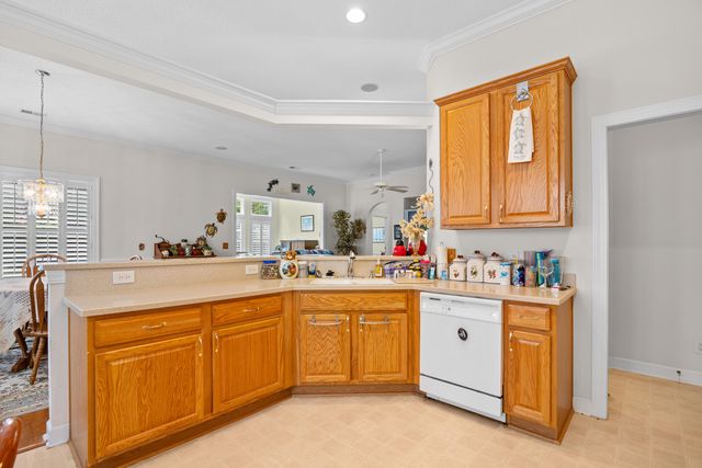 86 Wickham Court, Pawleys Island, SC 29585