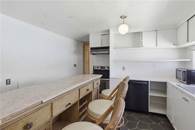 111 Roger Williams Circle, Cranston, RI 02905