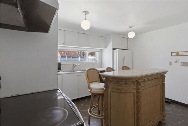 111 Roger Williams Circle, Cranston, RI 02905