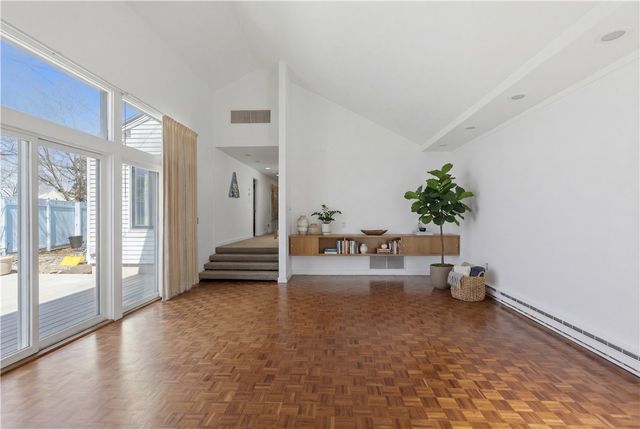 111 Roger Williams Circle, Cranston, RI 02905