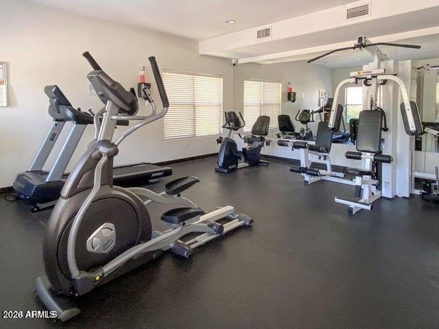 19700 N 76TH Street 2070, Scottsdale, AZ 85255