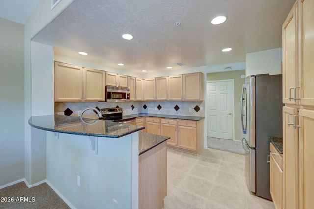 19700 N 76TH Street 2070, Scottsdale, AZ 85255
