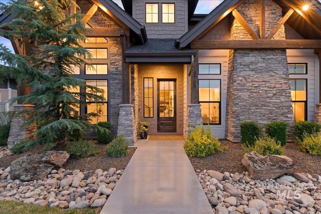 9709 W Snowcap Dr, Boise, ID 83709