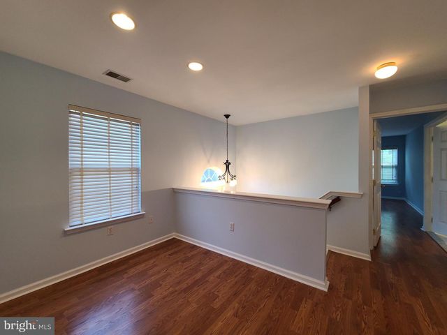 16 SCARLET OAK DR, Princeton, NJ 08540