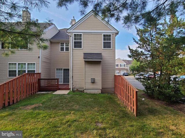 16 SCARLET OAK DR, Princeton, NJ 08540