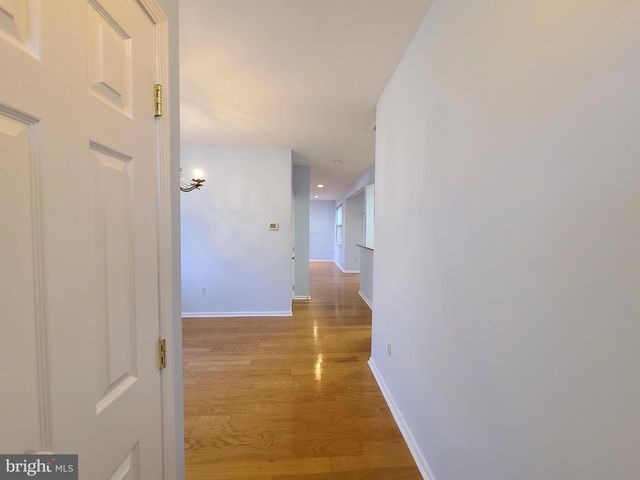 16 SCARLET OAK DR, Princeton, NJ 08540