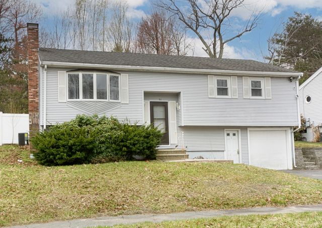 52 Venus Dr, Worcester, MA 01605