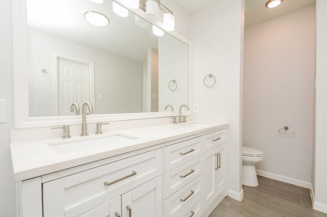 203 Cool Cove, Montgomery, TX 77356