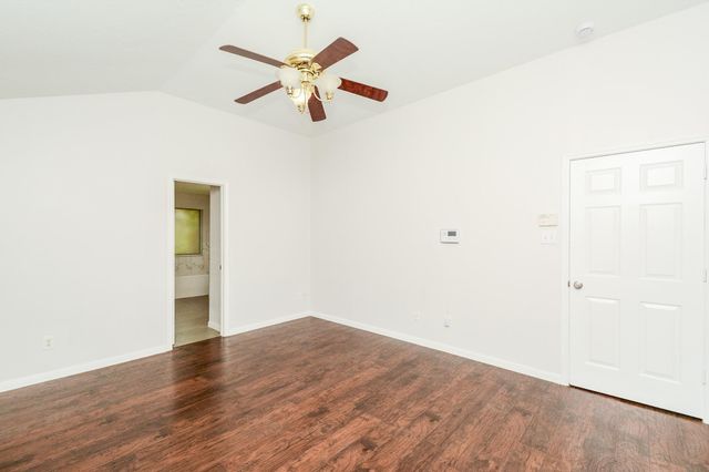 203 Cool Cove, Montgomery, TX 77356