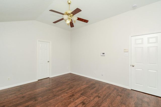 203 Cool Cove, Montgomery, TX 77356