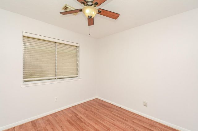 203 Cool Cove, Montgomery, TX 77356