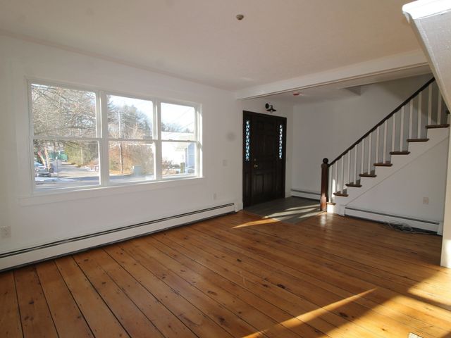 1459 Grafton Rd, Millbury, MA 01527