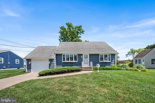 24 DOREEN RD, Hamilton, NJ 08690