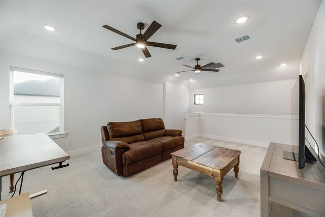 130 Craigmore Drive, Argyle, TX 76226