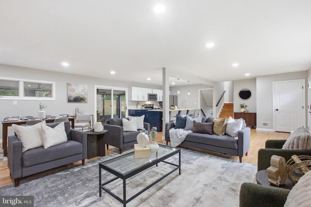 896 FOREST LN, Hanover, MD 21076