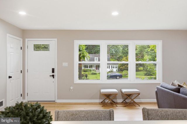 896 FOREST LN, Hanover, MD 21076