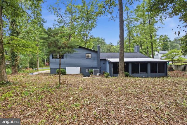 896 FOREST LN, Hanover, MD 21076