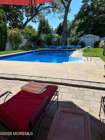 712 Mclean Avenue, Point Pleasant Beach, NJ 08742