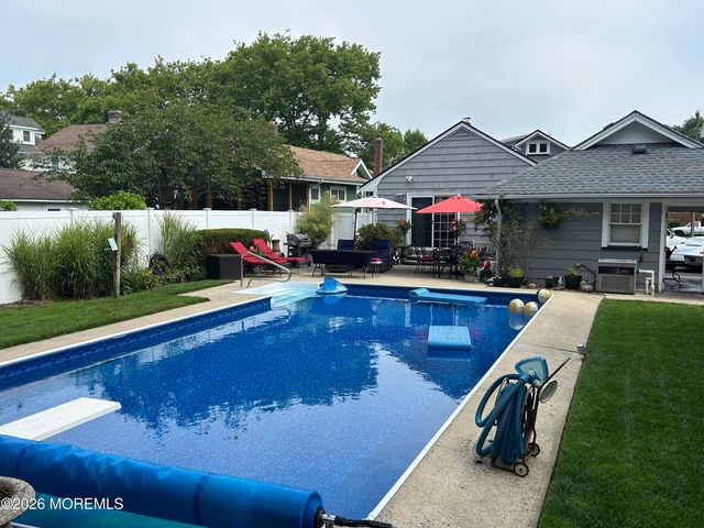 712 Mclean Avenue, Point Pleasant Beach, NJ 08742