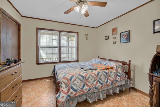 1894 Athens Rd, Carnesville, GA 30521