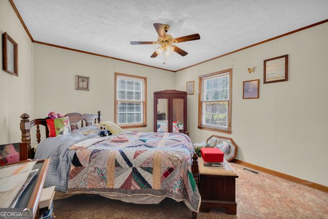 1894 Athens Rd, Carnesville, GA 30521