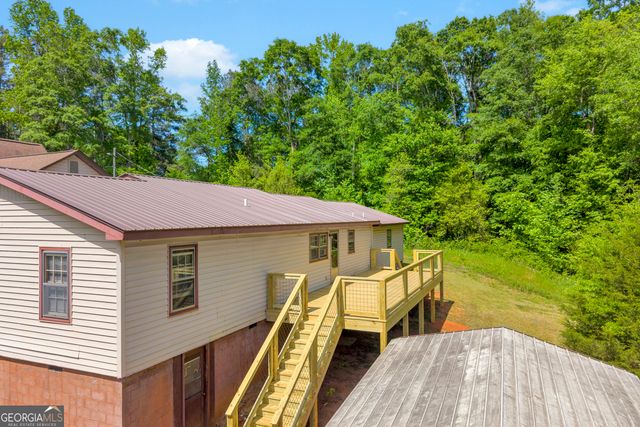 1894 Athens Rd, Carnesville, GA 30521