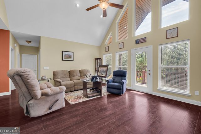 1894 Athens Rd, Carnesville, GA 30521