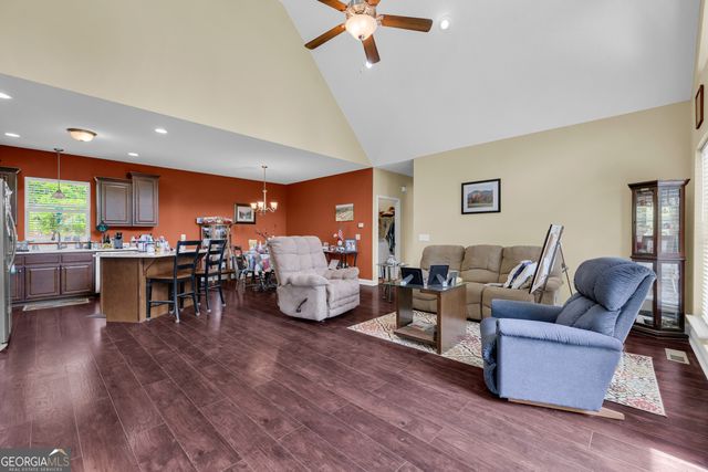 1894 Athens Rd, Carnesville, GA 30521