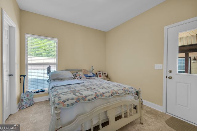 1894 Athens Rd, Carnesville, GA 30521