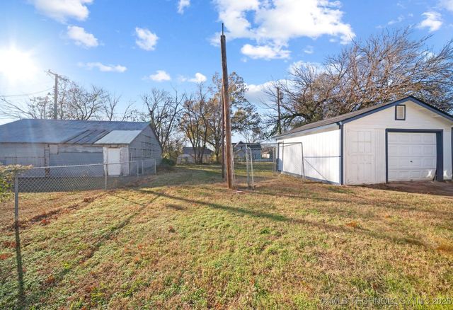 112 N Linden Street, Sapulpa, OK 74066