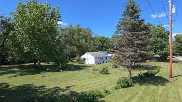 2160 S Afton Road, Beloit, WI 53511