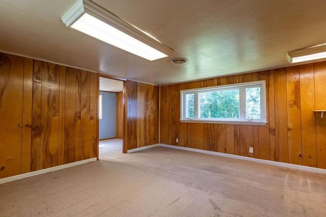 2160 S Afton Road, Beloit, WI 53511